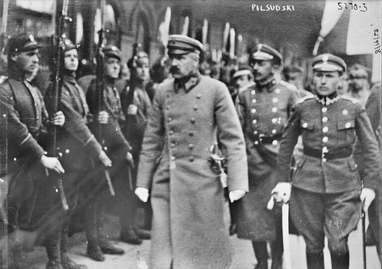 Przedstawiamy Państwu listę rocznic, o których w danym dniu szczególnie warto pamiętać. Na co zwrócić uwagę 14 listopada?