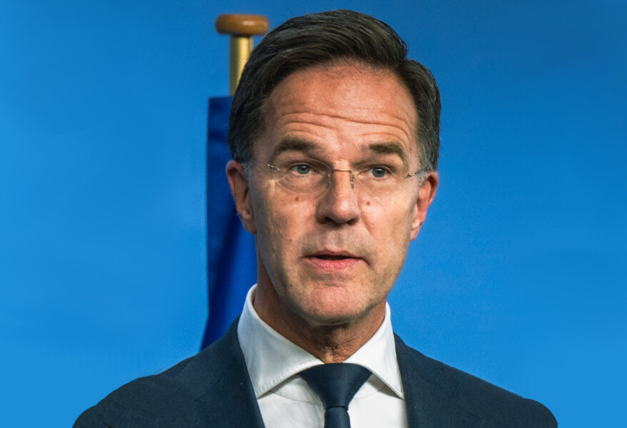 Sekretarz generalny NATO Mark Rutte powiedział, że przekazał Wołodymyrowi Zełenskiemu, że musi on znaleźć sposób na odbudowanie relacji z prezydentem USA Donaldem Trumpem i jego administracją.