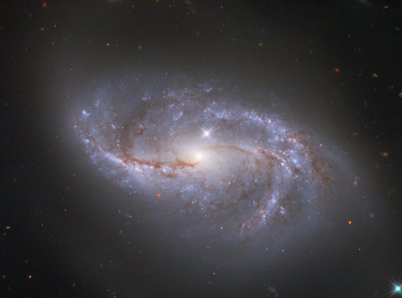 NGC 2608