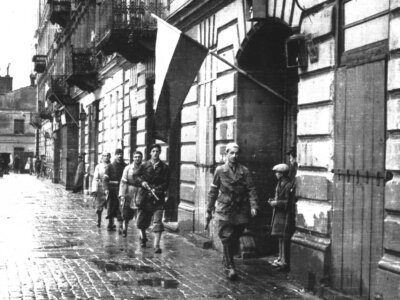 Jarosław SZAREK: La última batalla de la Armia Krajowa