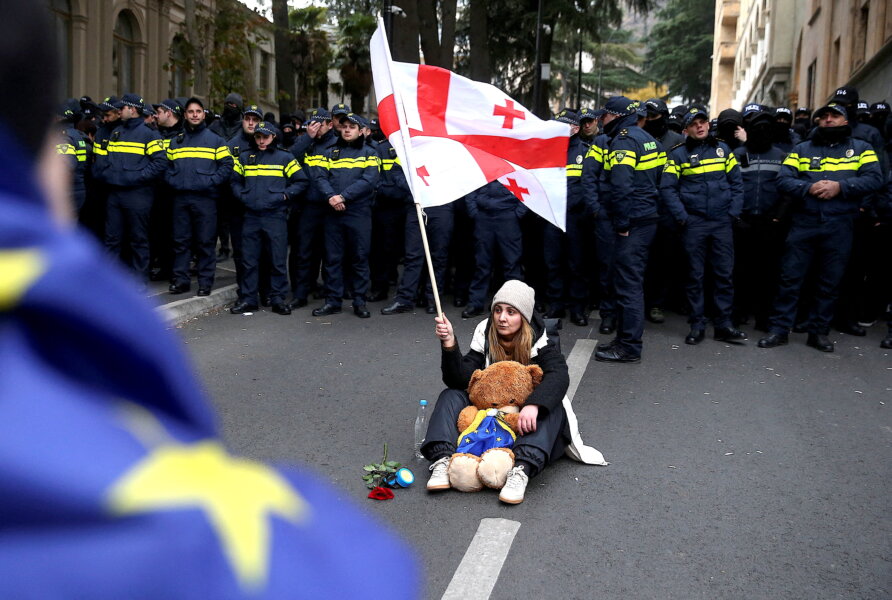 Gruzini Gruzja w Europie protesty w Gruzji polityka Tbilisi