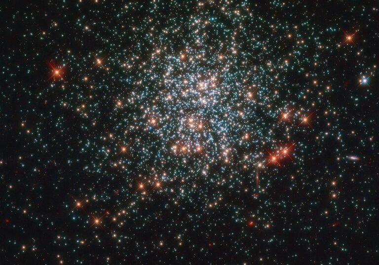 NGC 2203