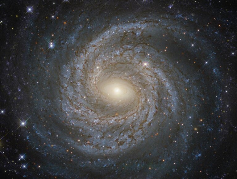 NGC 6814