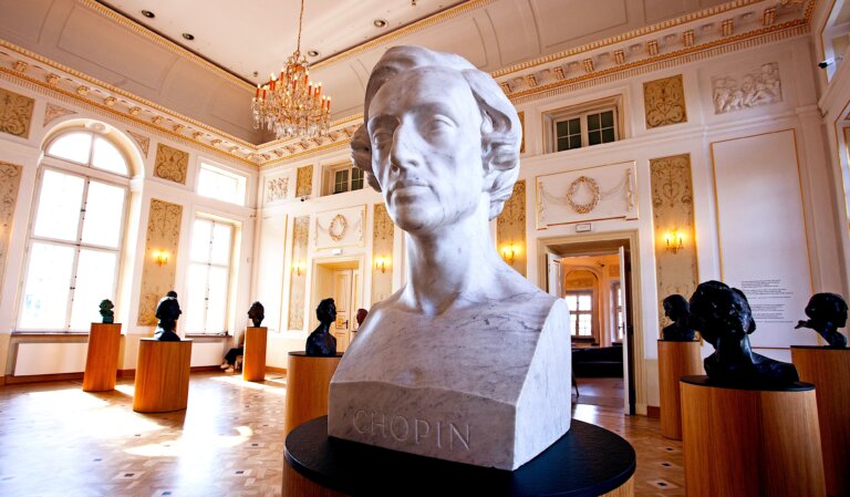 Marcin KONIK: Digital Resurrection of Polish Music