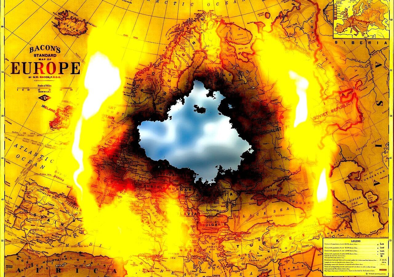 Triple menace — Nathaniel GARSTECKA