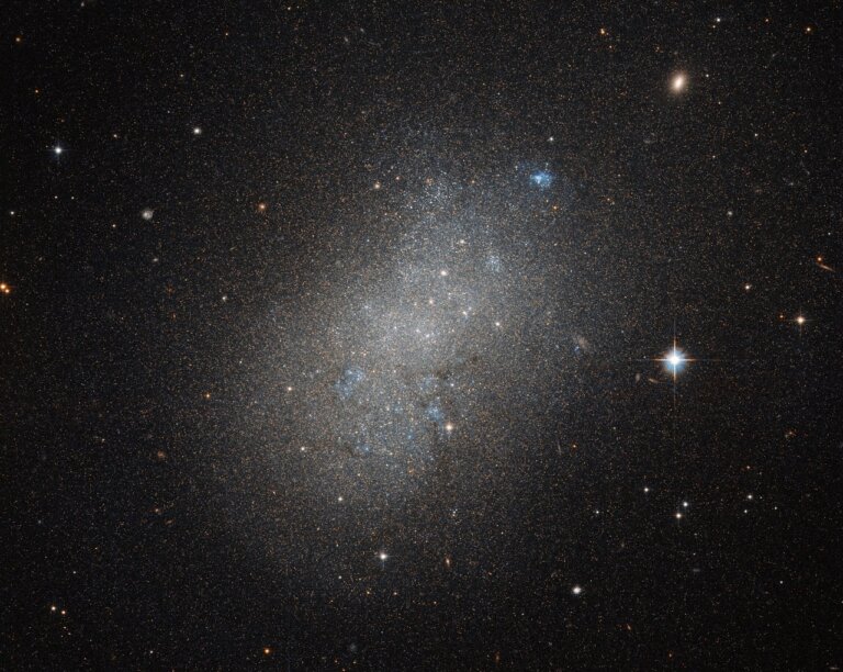 NGC 5264
