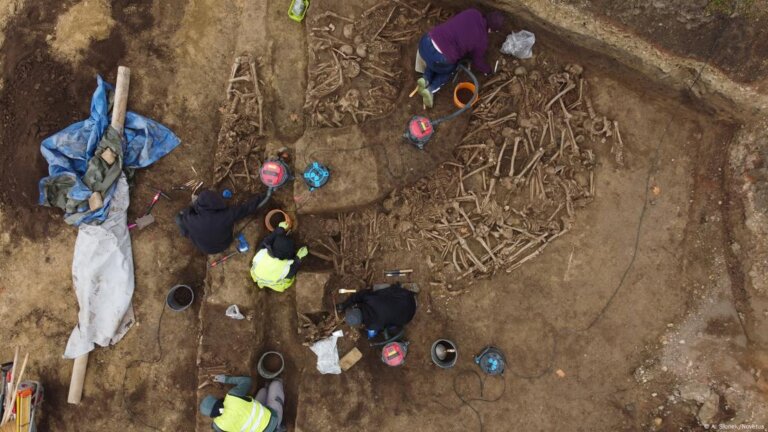 Masowy grób 150 rzymskich legionistów