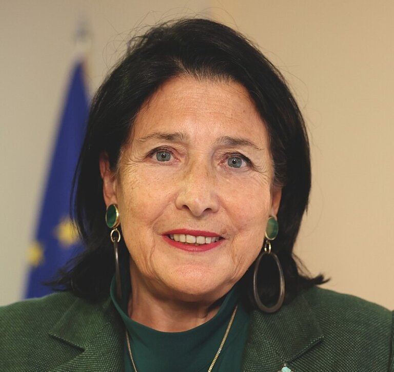 - Salome Zurabiszwili