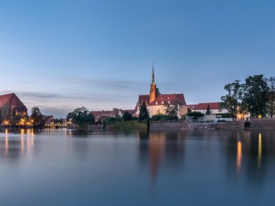 Jolanta PAWNIK: Wrocław – tysiąc lat z Odrą u boku