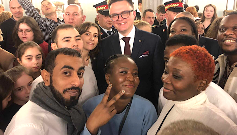 Uchodźcy i migranci