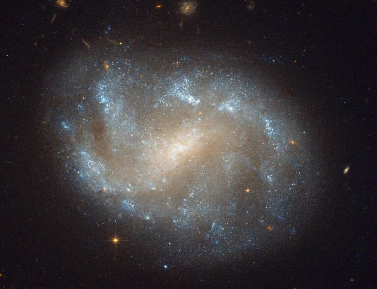 NGC 1483