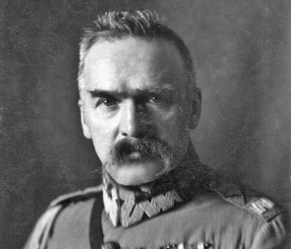 Marszałek Józef Piłsudski po śmierci był opłakiwany przez cały naród - Stanisław Świerkowski