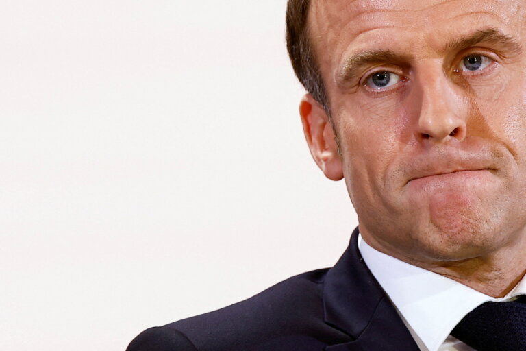 „Możemy rozmieścić broń nuklearną w Polsce” – Emmanuel MACRON