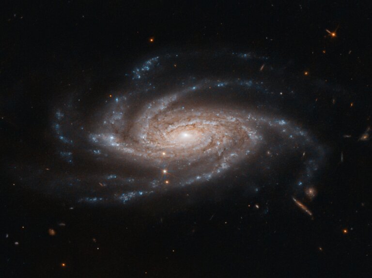 NGC 2008
