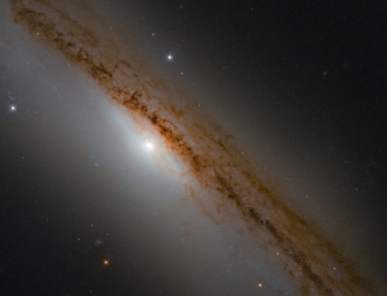 NGC 1589