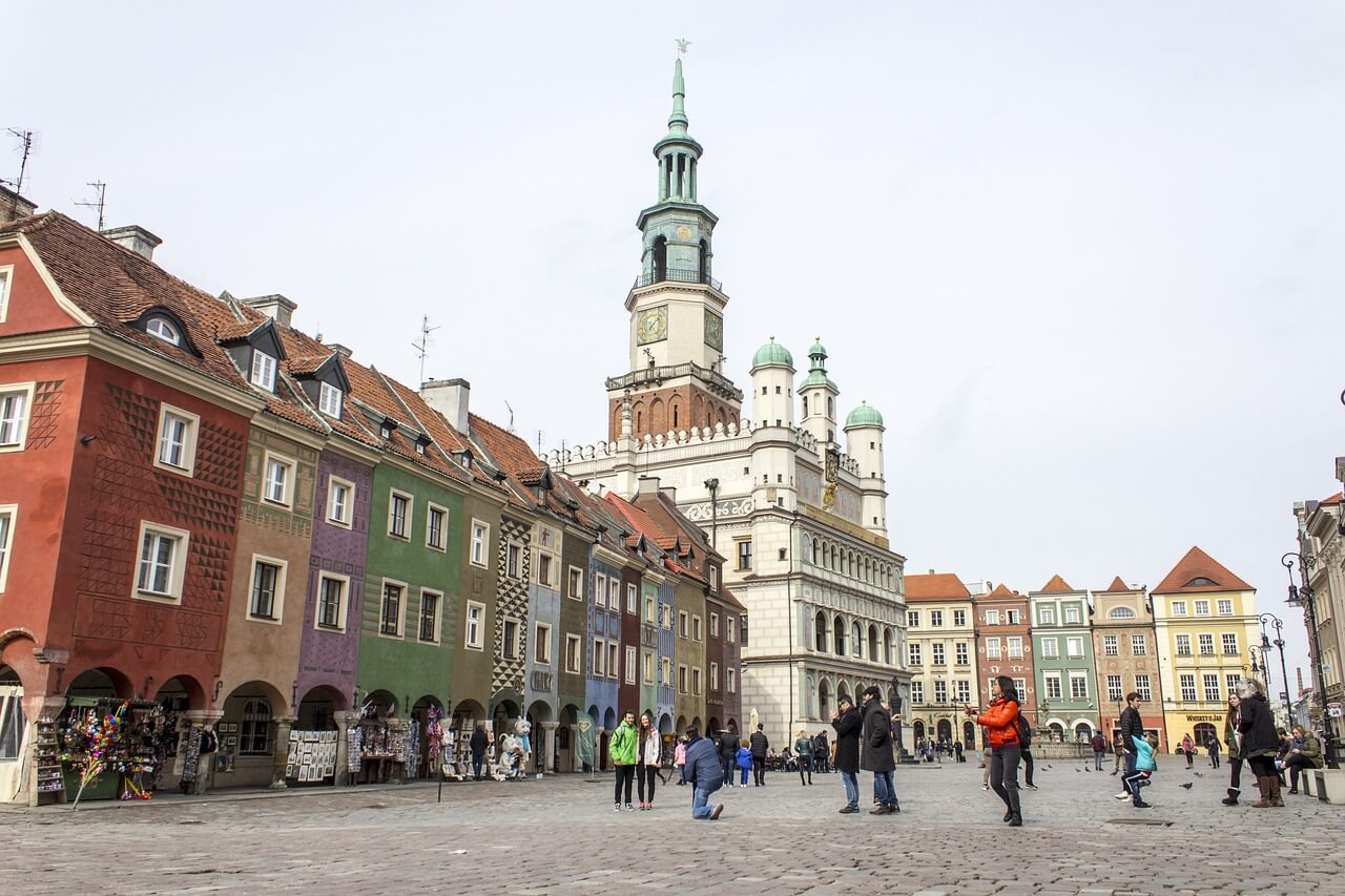 Poznań przekłamując historię przejąć chce od Gniezna koronację Chrobrego