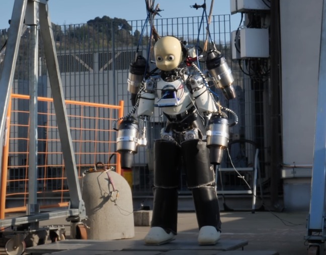 iRonCub3