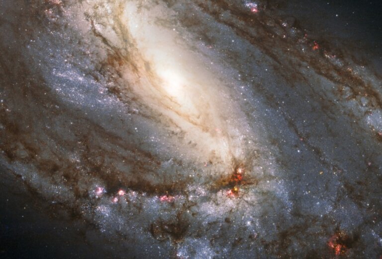 Messier 66
