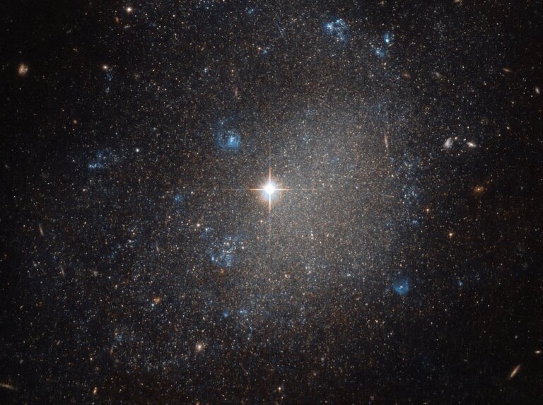NGC 4707