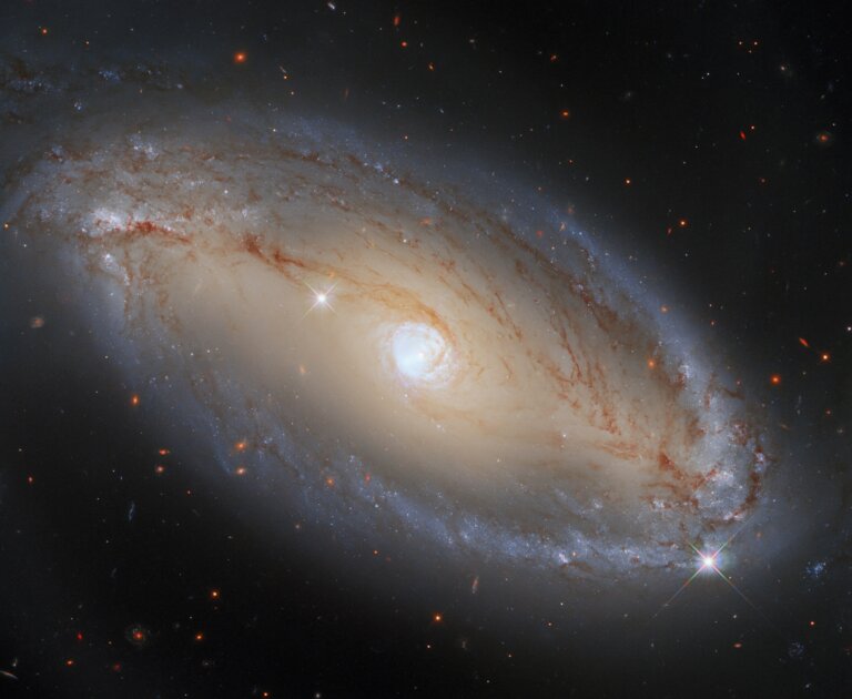 NGC 5728