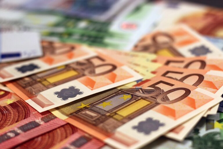 Spowolnienie wzrostu gospodarczego