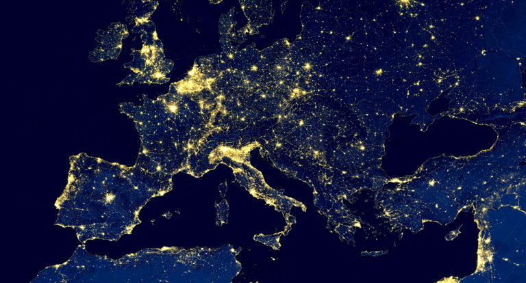 Edward LUCAS: Ameryka będzie tęsknić za zależną Europą