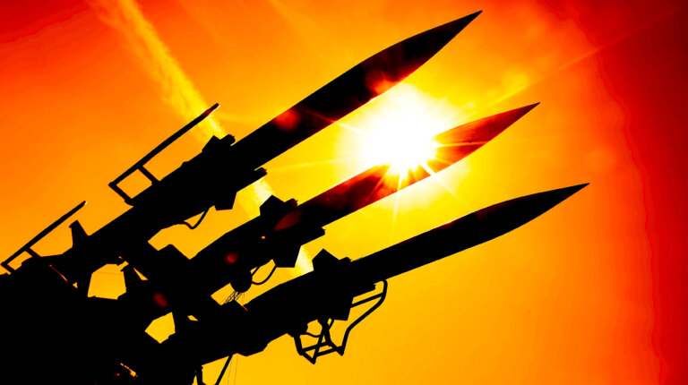 Jan ŚLIWA: Żelazna Kopuła, Proca Dawida, Żelazny Promień. Systemy obronne Izraela