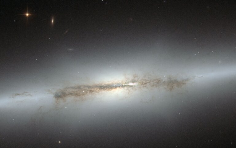 NGC 4710