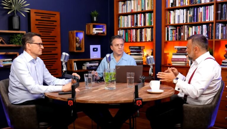 Debata Morawiecki-Bartosiak