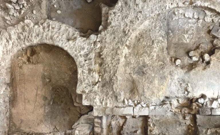 katedra i baptysterium