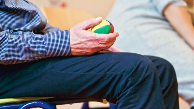 Najlepsze ubezpieczenie senior – co warto wiedzieć i ile kosztuje?