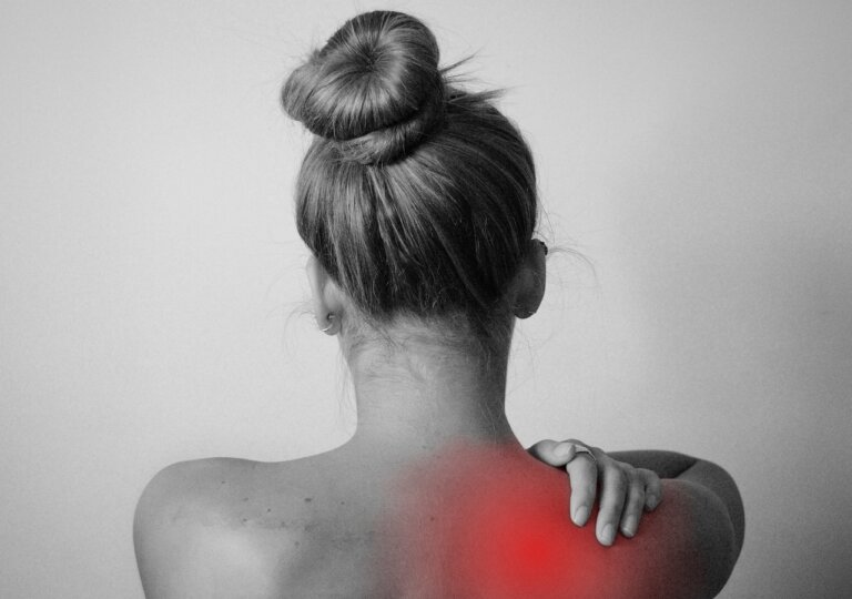 Osoby, które dużo chodzą, odczuwają mniejsze bóle pleców niż osoby, które chodzą mało – przy czym najważniejszy jest czas i dystans chodzenia, a nie intensywność wysiłku – informuje pismo „JAMA Network Open”.