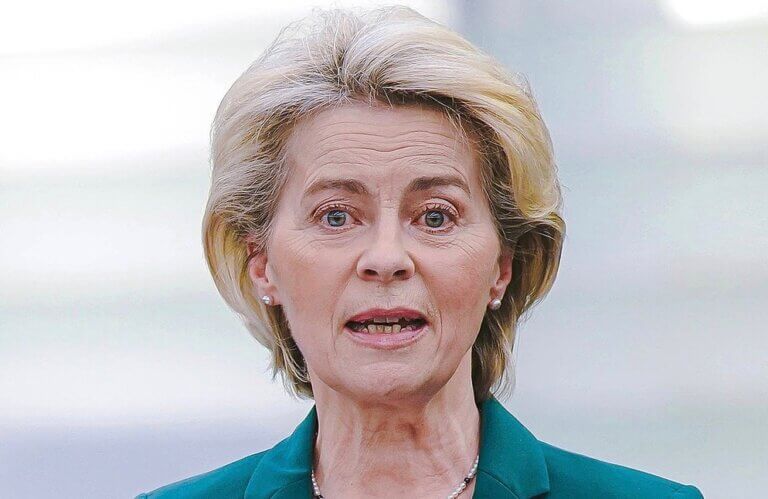Ursula von der Leyen wygrała
