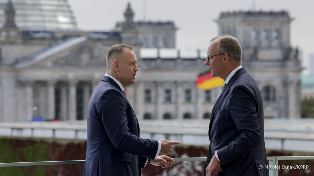 Zdjęcie okładkowe wpisu Agaton KOZIŃSKI: Kropla drąży skałę. Niemcy zmieniają zdanie w sprawie reparacji