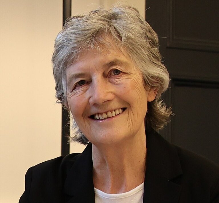 Catherine CONNOLLY