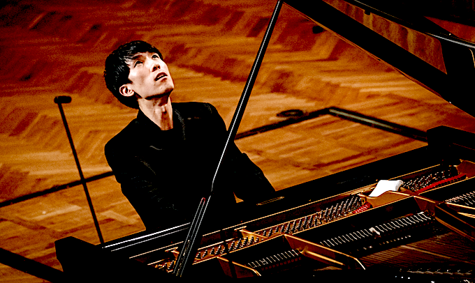 Eric Lu