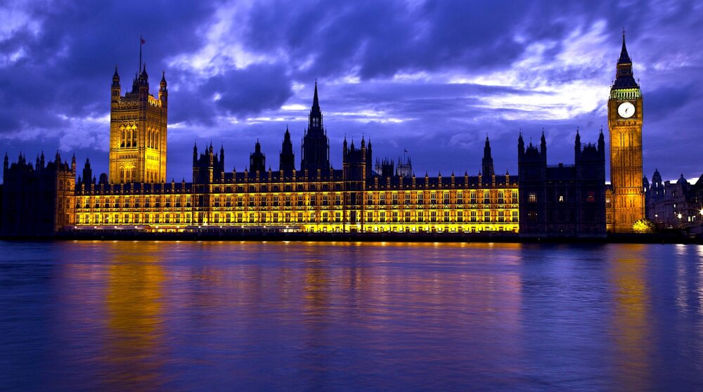 Zdjęcie okładkowe wpisu Prof. Arkady RZEGOCKI: A Thousand Years of the Polish Crown. United in Freedom, Poland and Britain