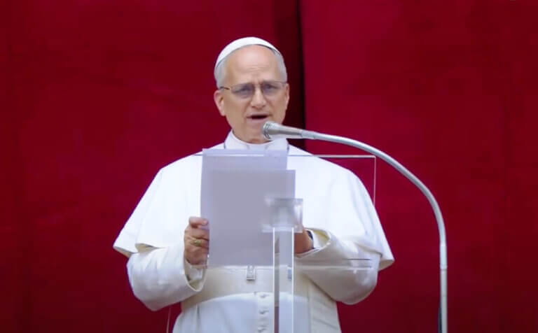Zdjęcie okładkowe wpisu „Rozbrójcie ręce, a wcześniej serca” [Papież Leon XIV do rządzących]