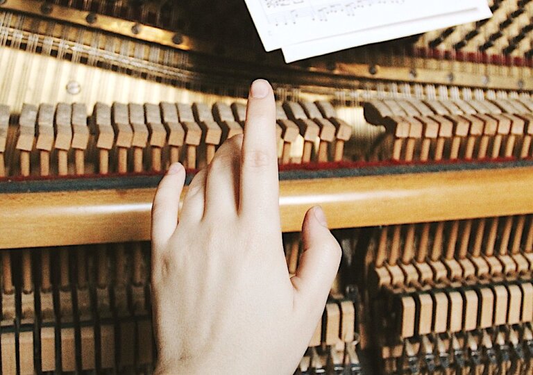 Jan ROKITA: Bunt filharmoników