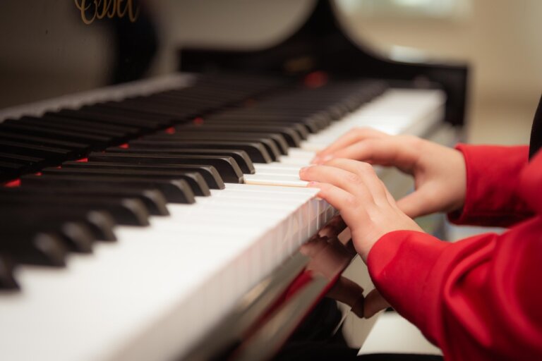 Muzyka w dzieciństwie, jako trening mózgu