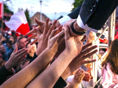 Fala Karola NAWROCKIEGO trwa i narasta [Sondaż dla „Polityki”]