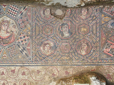 Antyczna mozaika znad jeziora İznik. Zabytek wydobyto po dekadzie poszukiwań