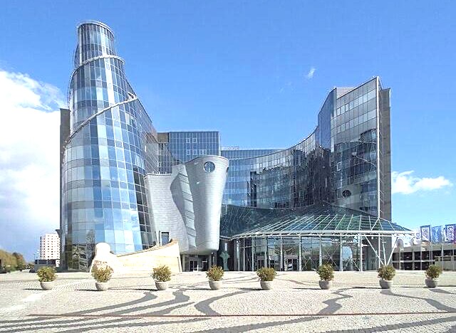 Jaka jest współczesna architektura? [Grzegorz PIĄTEK]