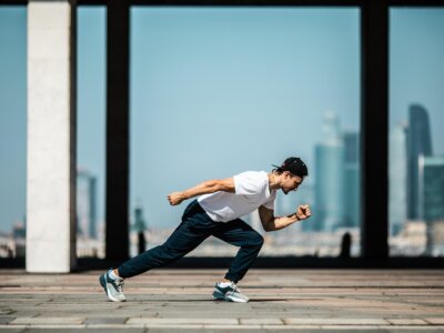 Aleksandra MAŁOŃ: Dlaczego młodzi traktują życie jako nieskończony projekt do ulepszania?