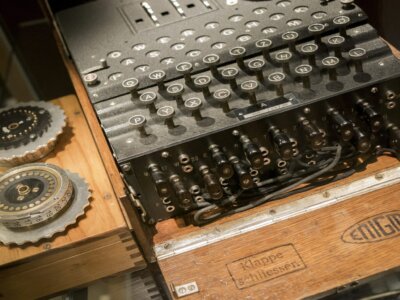 Zdjęcie okładkowe wpisu Robert KOSTRO: Jak opowiadać polską historię?