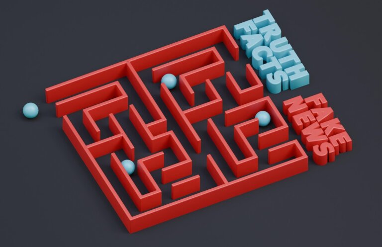 Laura WIECZOREK: Polskie społeczeństwo uczy się odporności na fake newsy