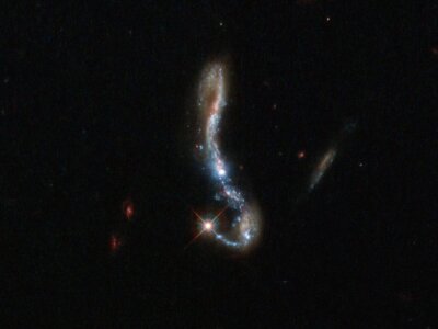 Astronomowie uchwycili galaktykę gwiazdotwórczą w gwiazdozbiorze Raka