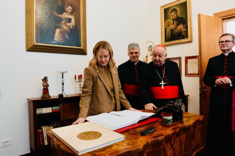 Meloni Jan Paweł II