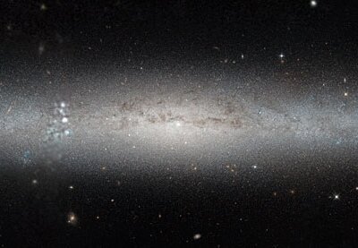 Teleskop Hubble’a wykonał obserwacje galaktyki spiralnej należącej do grupy galaktyk M94