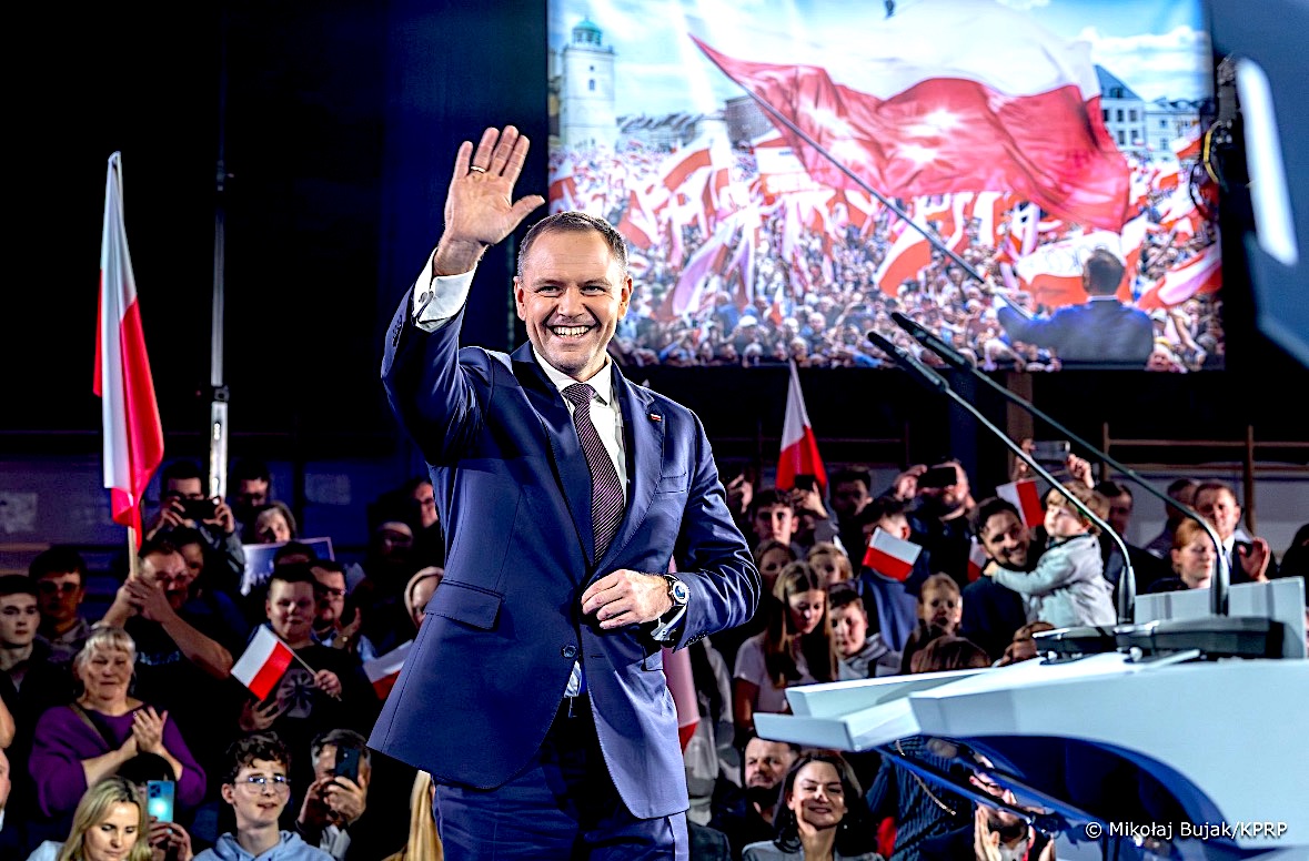 Karol Nawrocki is the politician of the year in Poland, Donald Trump in the planet  [CBOS]